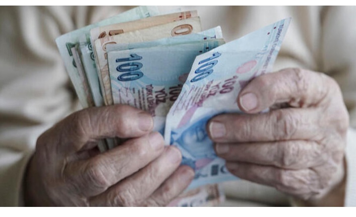 2021 emekli bayram ikramiyesi ne kadar oldu?