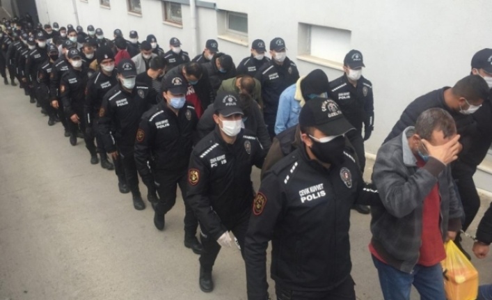 Ankara'da 'Arsa Avcısı' operasyonu: 106 gözaltı