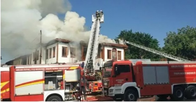 Altındağ’da restoran olarak kullanılan binada yangın