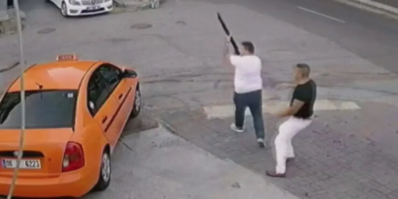 Trafik nedeniyle kavga eden ve havaya ateş açan 2 kardeş gözaltına alındı