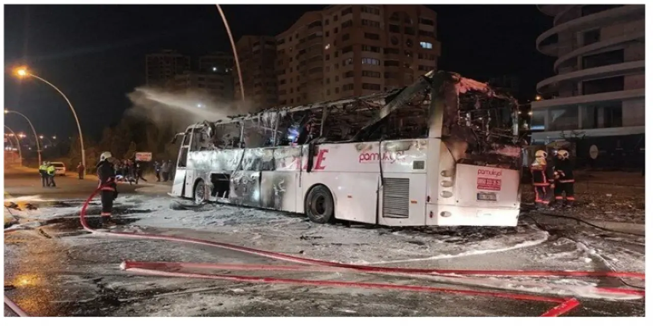 Yolcu Otobüsü Alev Aldı:1 ölü
