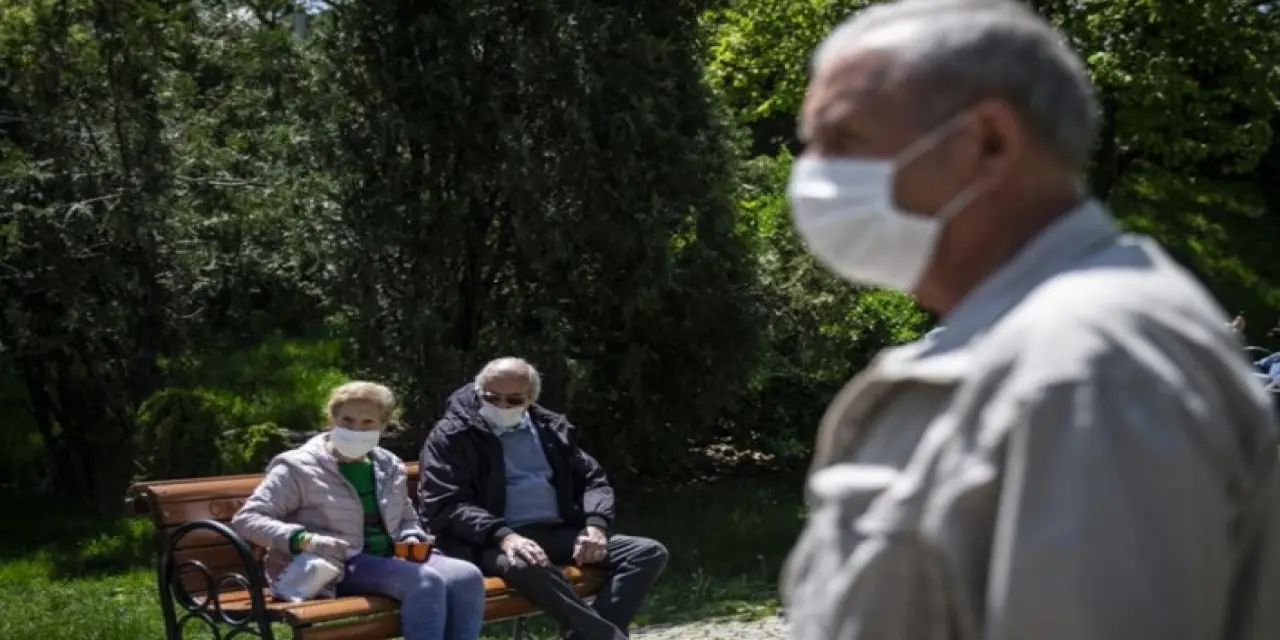 Covid-19 salgını depresyon sıklığını üç kat artırdı