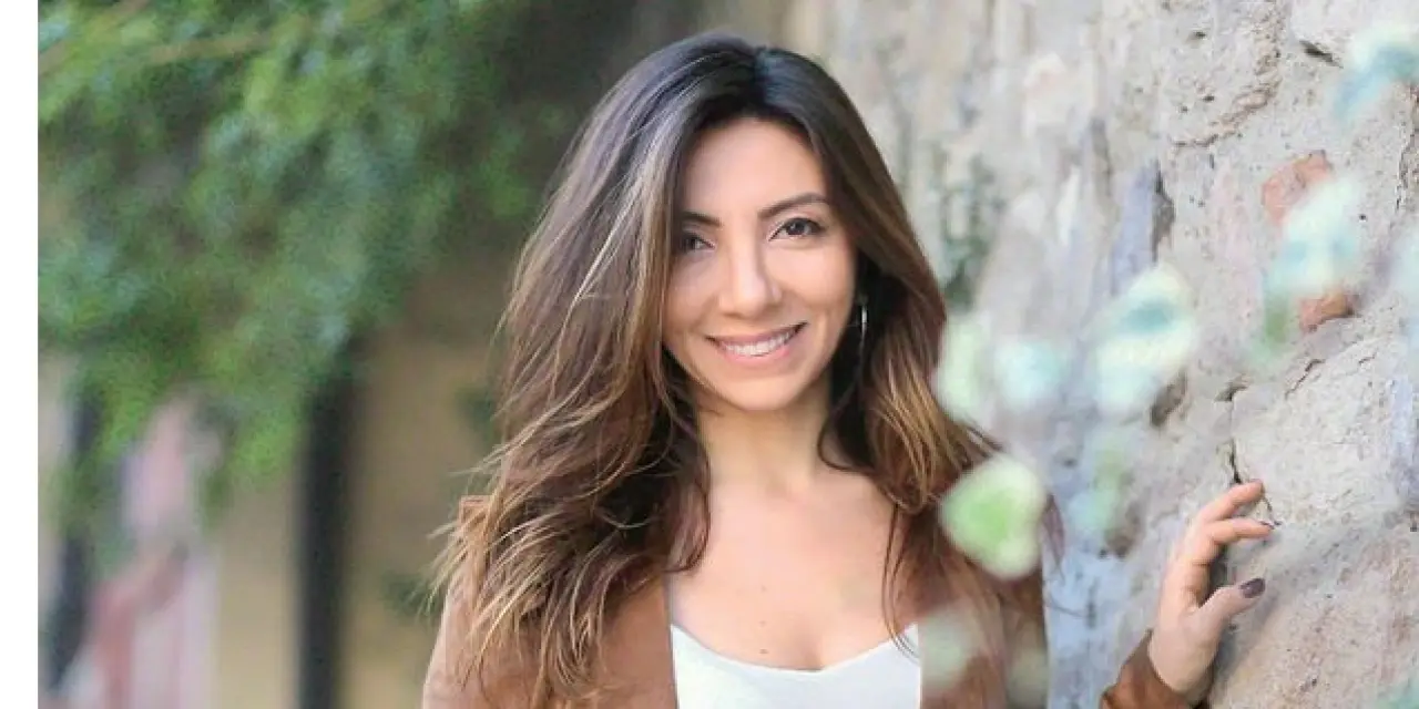 Güldür Güldür Show'un yıldızı Meltem Yılmazkaya’dan aşk pozu!