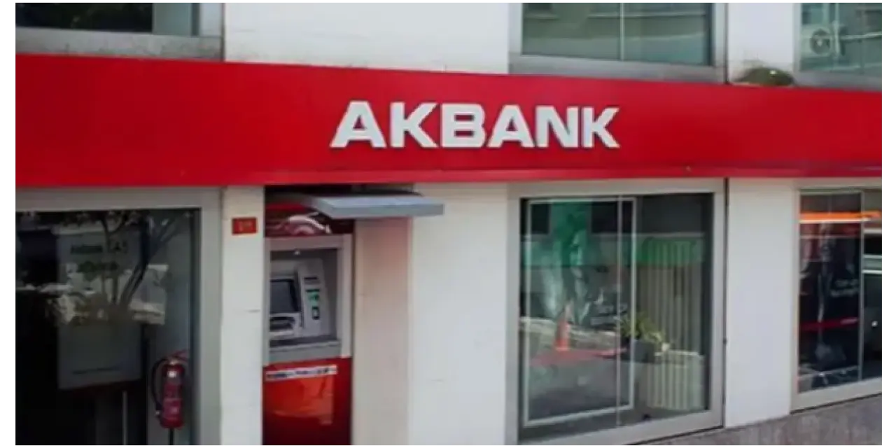 Akbank’tan Emeklilere Bayram Müjdesi: Rekor Promosyon ve Faizsiz Kredi ! Emeklilikte Ekonomik Destek, Promosyon Kampanyası