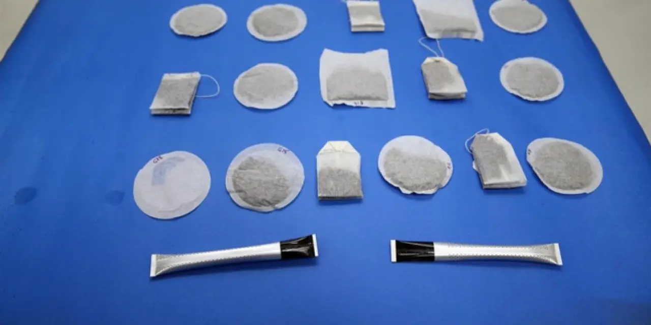 Poşet Çayda Her Demlikte 13 Bin Plastik Yutuyoruz!